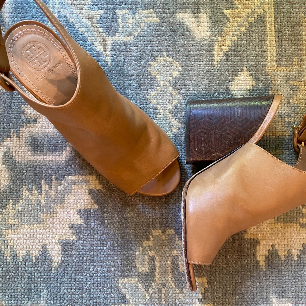 Tory Burch Cognac Wedges